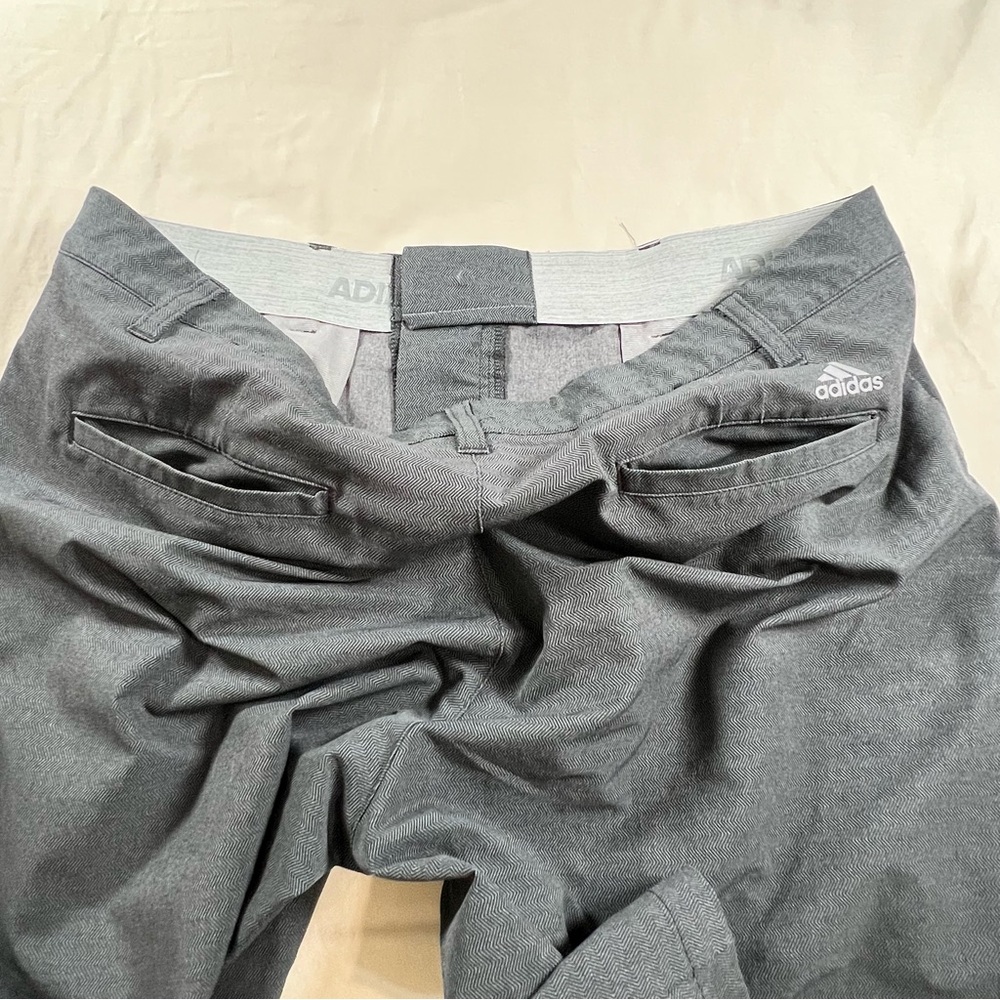 Men’s Adidas Golf Shorts - Picture 3 of 9